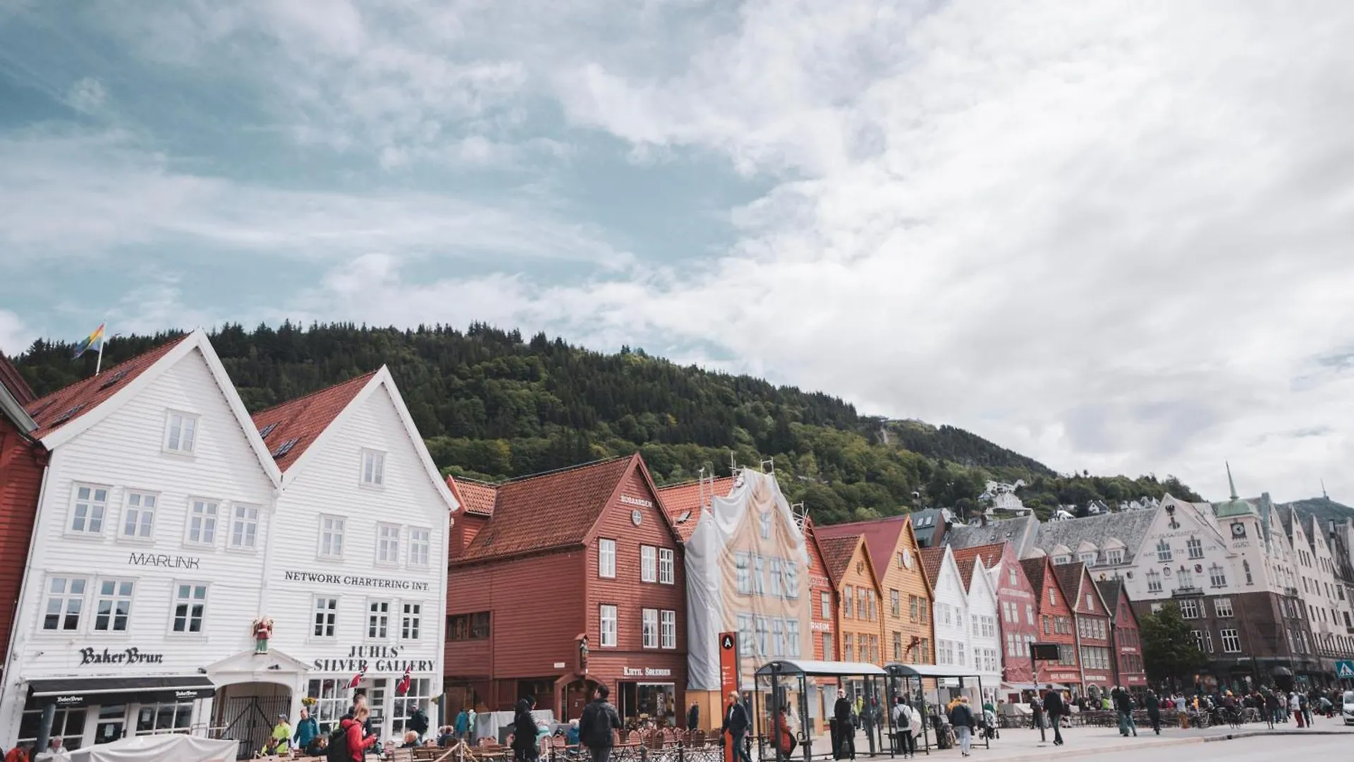 Bryggen Historic Area, Budget Rooms Bergen Noruega